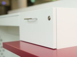 Objekteinrichtungen von Konradi Möbelbau