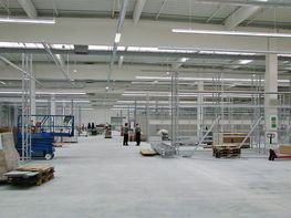 Regalbau von Konradi Ladenbau