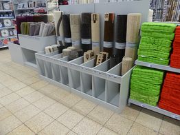 Ladeneinrichtungen von Konradi Möbelbau