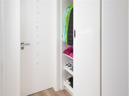 Referenz Konradi Möbelbau & Ladeneinrichtungen Dielen und Möbel