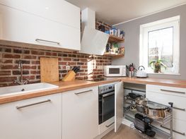 Referenz Konradi Möbelbau & Ladeneinrichtungen Küche
